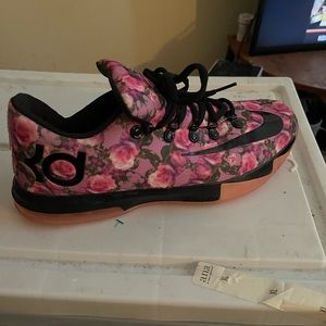 KD AUNT COLLECTION SIZE 11 worn 1 X